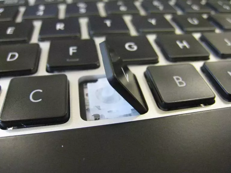broken key on keyboard